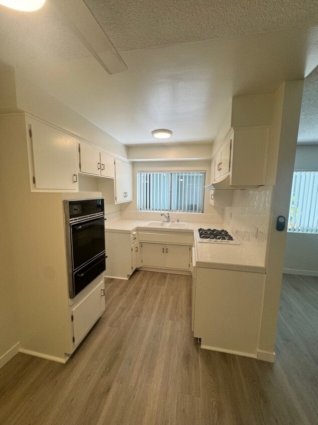 Floor Plan - Two Bedroom