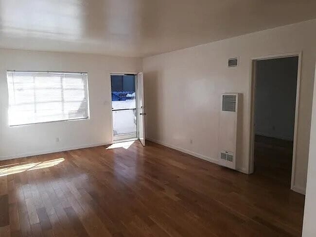 Living Room - 1342 Yale St Apartments Unit B