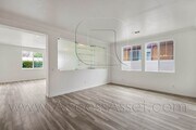 Photo - 8036 Englesma St