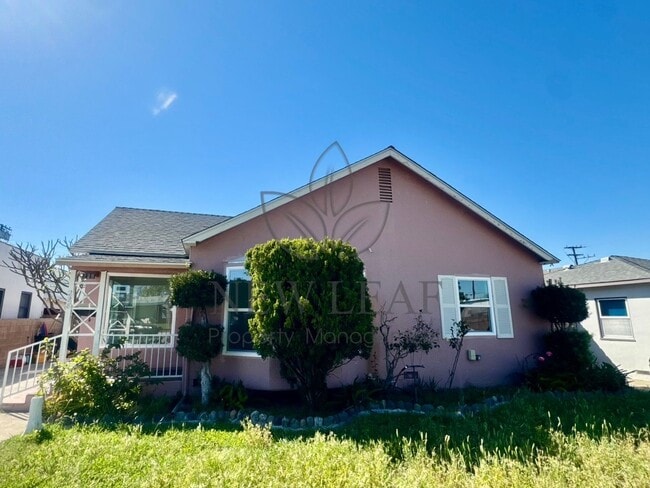 Building Photo - 232 S Bush St Unit 228