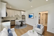 Photo - 5220-26 Radford Avenue Unit 5218