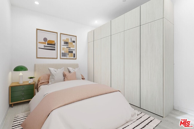 Photo - 1526 Armacost Ave Unit 103