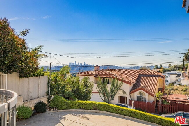 Photo - 3860 Cazador St