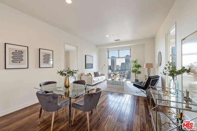 Photo - 801S S Grand Ave Unit 1412