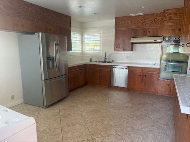 Photo - ~ AVAILABLE NOW ~ 3 BEDROOM HOME FOR RENT IN LAKEWOOD VILLAGE!
