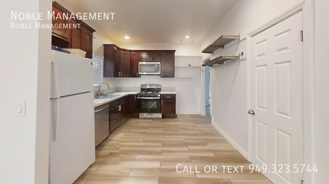 Photo - 663 W Sepulveda St
