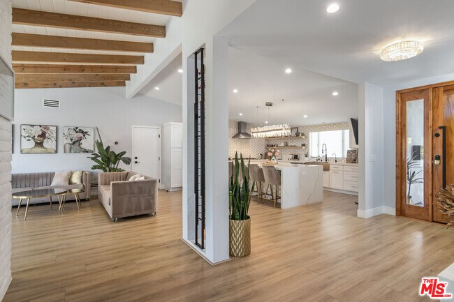 Photo - 4821 Heaven Ave