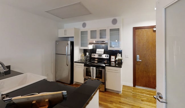 Photo - 907 S Broadway Unit 402A