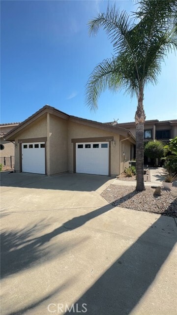 Building Photo - 30186 Yellow Feather Dr Rental