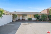 Photo - 14972 Camarosa Dr House