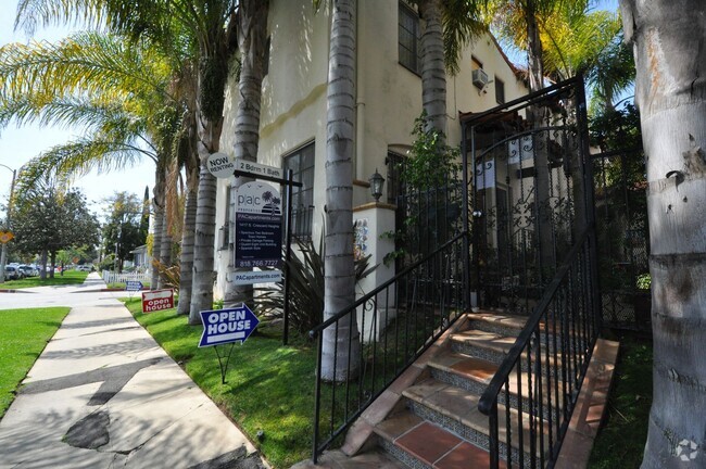 Building Photo - 1417 S Crescent Heights Blvd Unit 1425.5 Rental