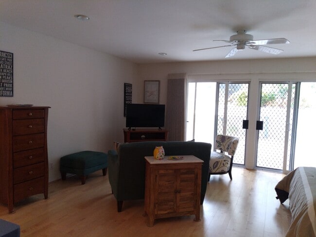 Living Room - 250 The Vlg Condo Unit 250-110 - Seascape
