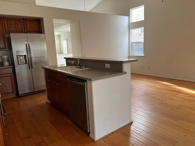 Photo - 3 Bedroom plus den in Goleta