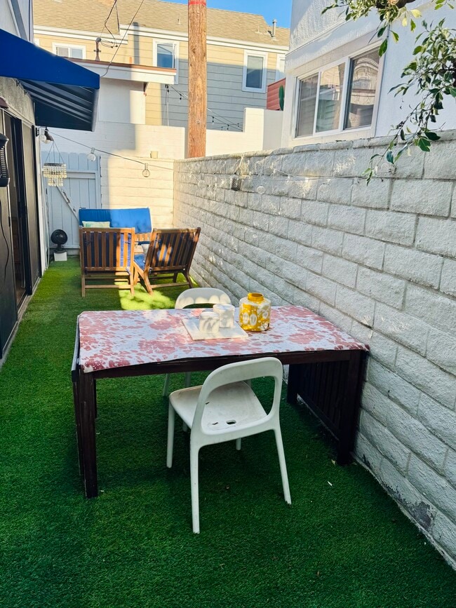 Photo - 468 27th St Unit A