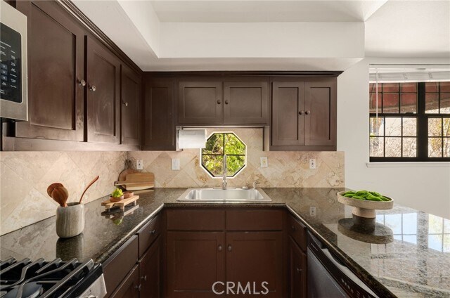 Photo - 698 S Berendo St Unit 206
