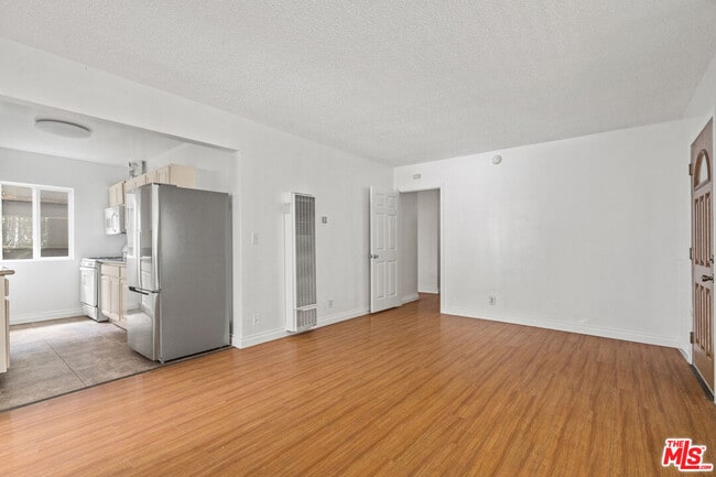 Photo - 616 Vernon Ave Unit 1