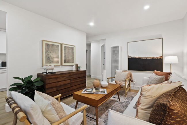 Photo - Trinidad Apartments
