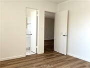 Photo - 620 Illinois Ct Unit 6