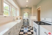 Photo - 5013 Hartwick St
