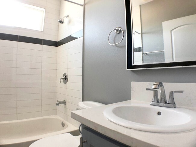 Photo - 410 Sloat St Unit 410 Sloat