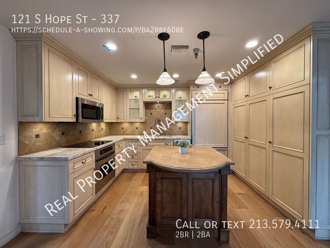 Building Photo - 121 S Hope St