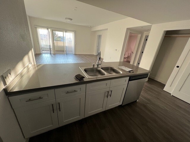 2 Bed 2 Bath - #205 - Glenoaks Residences