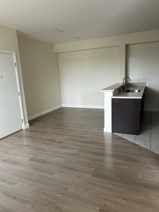 Photo - 12147 Magnolia Blvd Unit 209