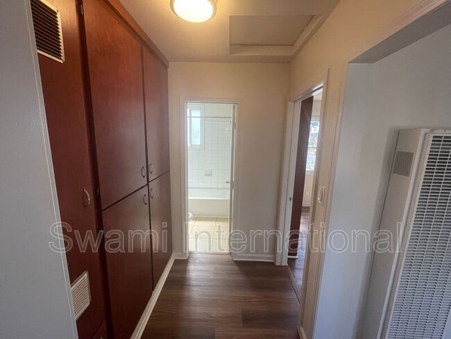 Photo - 9449 Normandie Ave