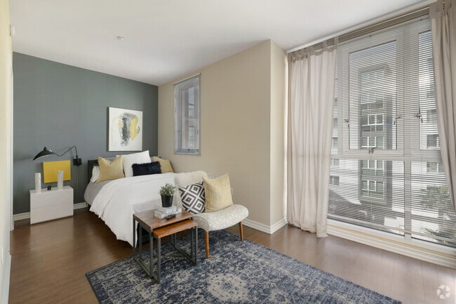 Studio - 503SF - Bedroom - Wilshire Vermont