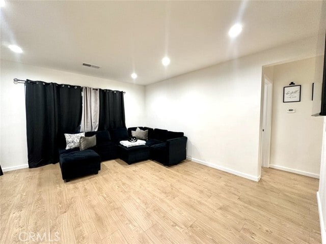 Photo - 7732 Wyngate St