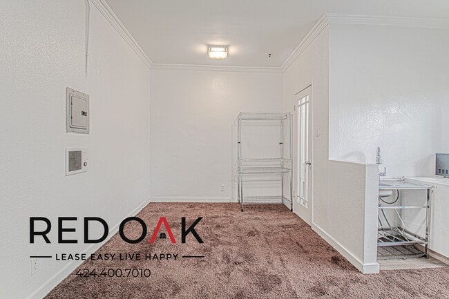Building Photo - 224 N Maryland Ave Unit 3