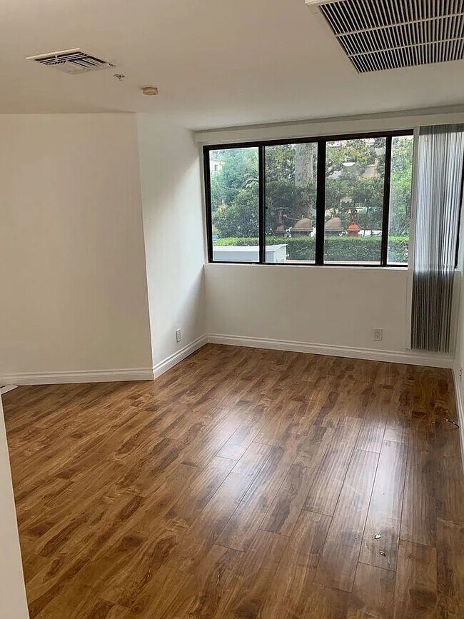 Photo - 10660 Wilshire Blvd Unit L3