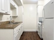 Photo - Bright 2 bed 1 bath in Pacific Beach Apartment Unit 2242