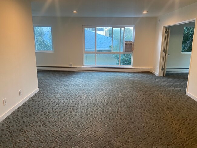 #403 - Living Room - Princess Apartments