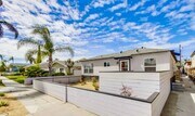 Photo - Beautiful Renovated 2bd with Yard Unit 4046