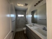 Photo - 7215 Del rosa