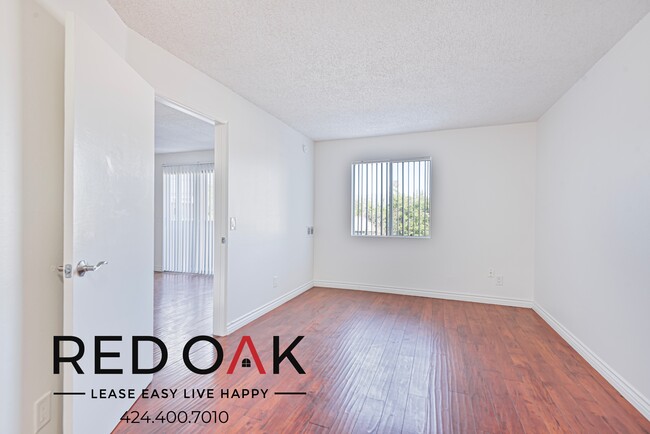 Photo - 6660 Vineland Ave Unit 11