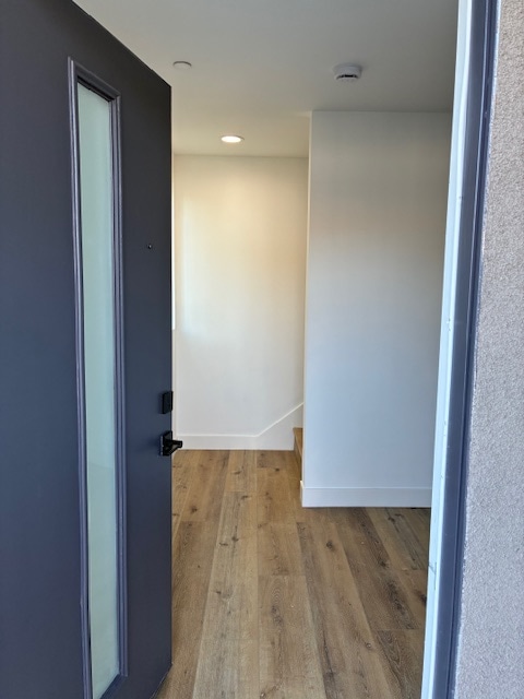 Photo - 449 W 74th St