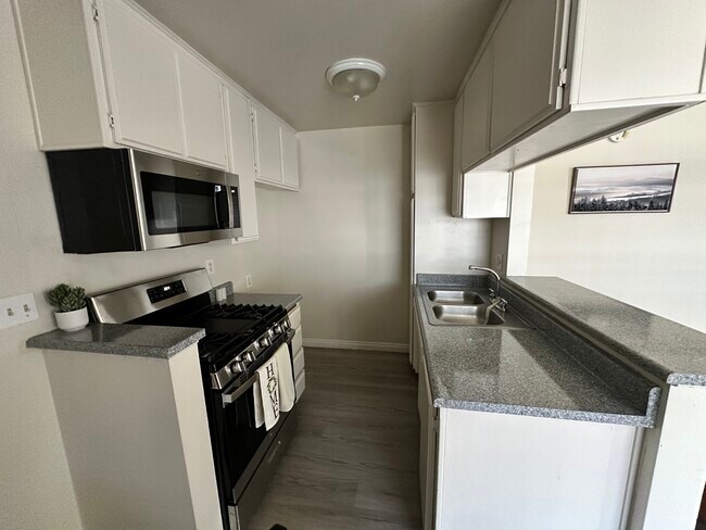 Photo - Vassar Carriage House Apartments