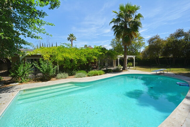 Photo - 23526 Dolorosa St