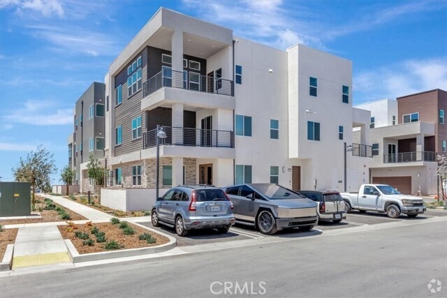 Building Photo - 441 Mulligan Rental