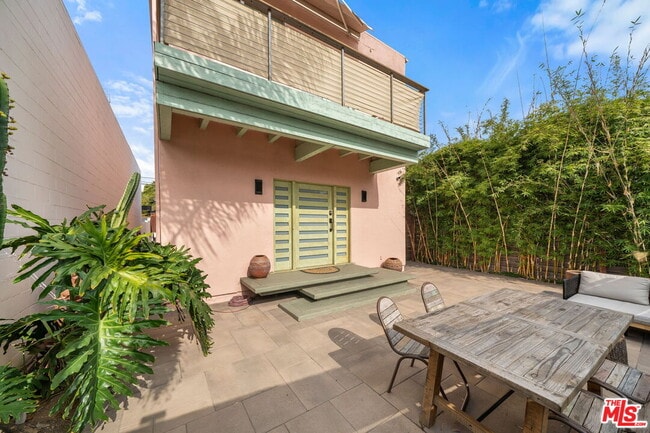 Photo - 621 Rose Ave Unit 623 1/2