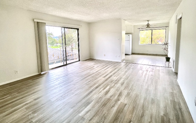 Building Photo - 9051 Cattaraugus Ave Rental