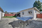 Photo - 444 N Shattuck Pl House