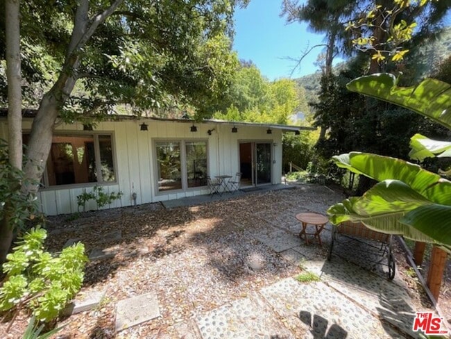 Photo - 9837 Easton Dr