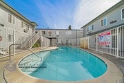Photo - Elm Vista Apartments