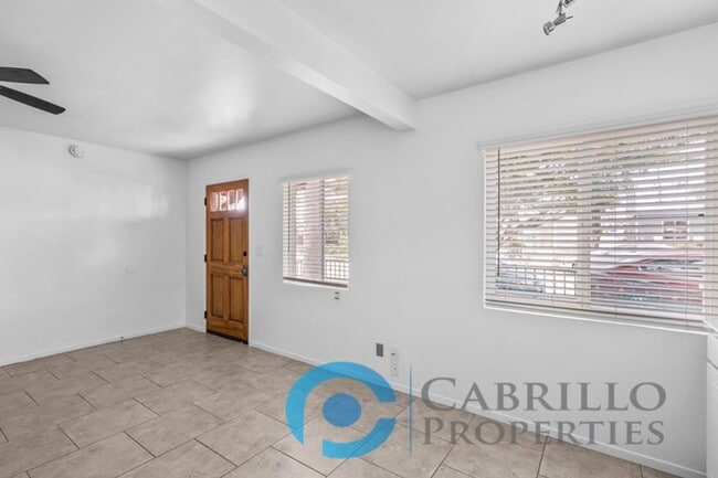 Photo - 2110 Bacon St Unit 6