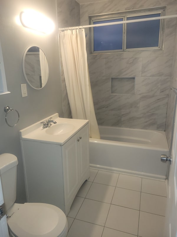 Photo - 8134 Comolette St