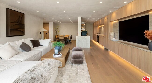 Photo - 8787 Shoreham Dr Unit 902