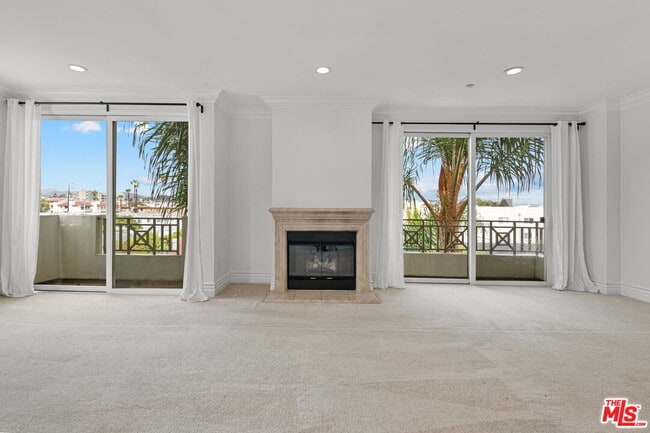 Photo - 1337 Wellesley Ave Unit 401